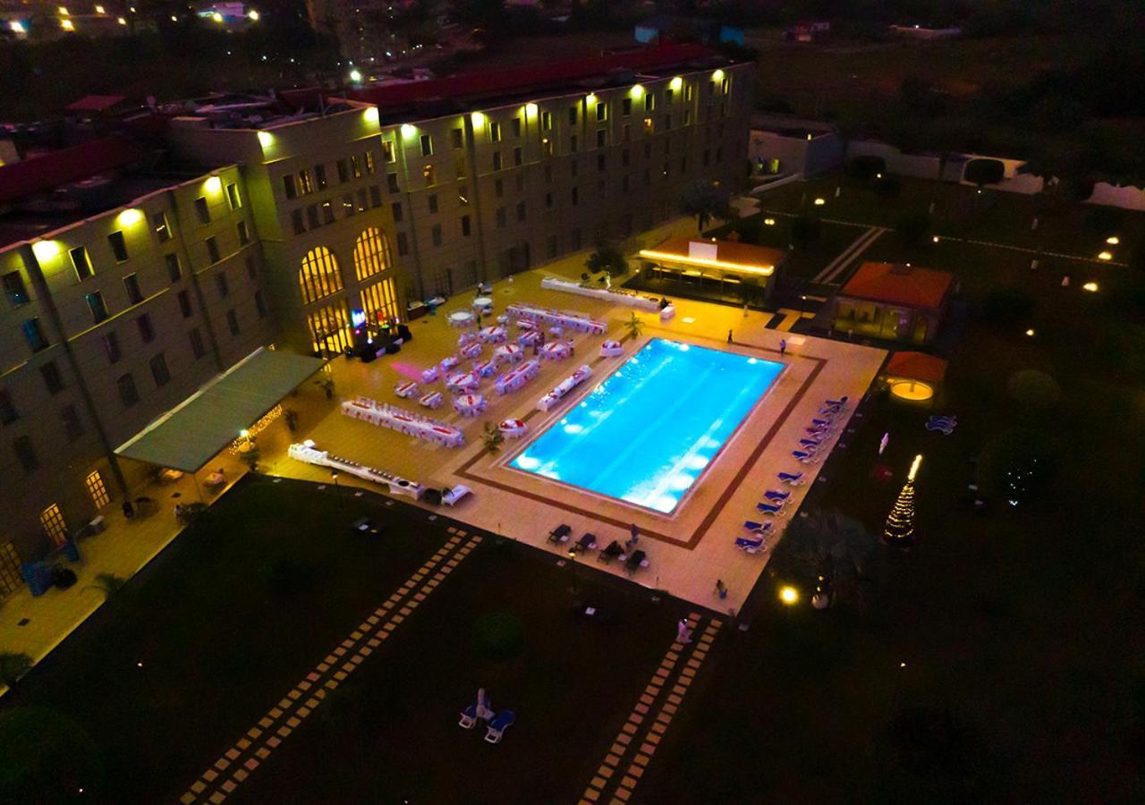 Bisila Palace Malabo Extérieur photo